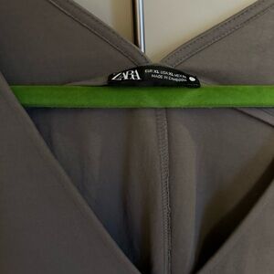 Zara V-Neck Top in Gray